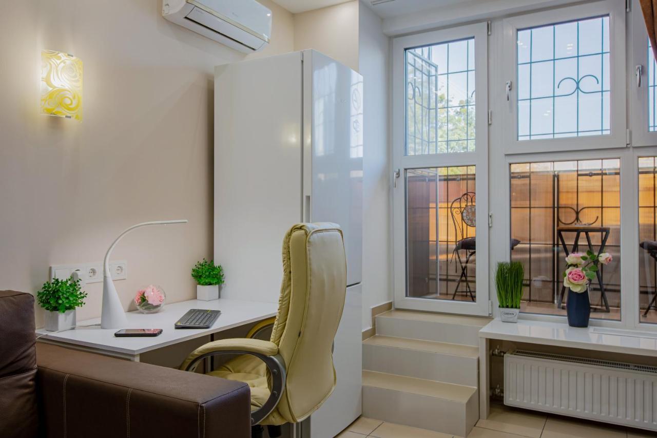 Big Jacuzzi , Sauna , Khreshchatyk Apartments Kiev Exterior foto
