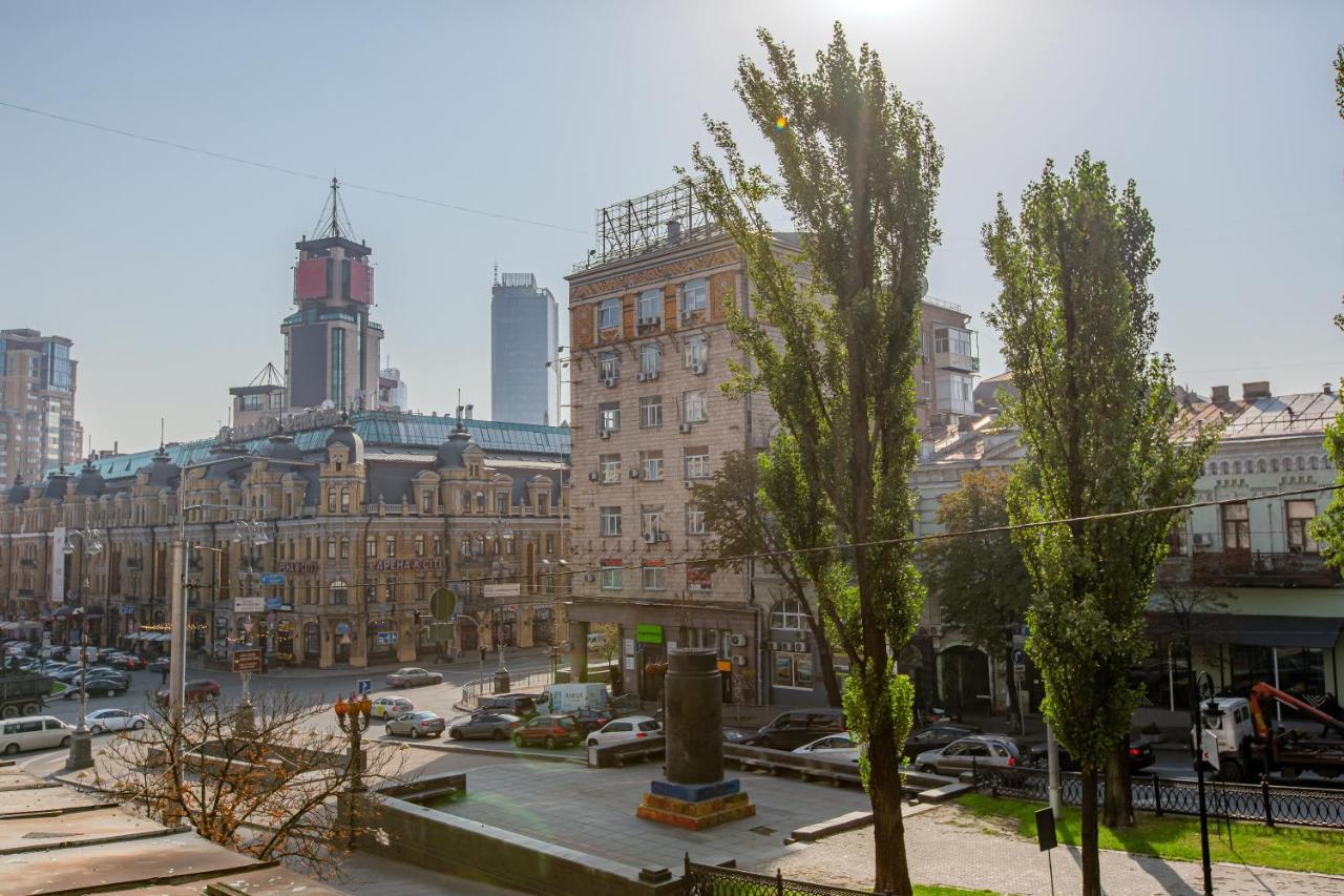 Big Jacuzzi , Sauna , Khreshchatyk Apartments Kiev Exterior foto