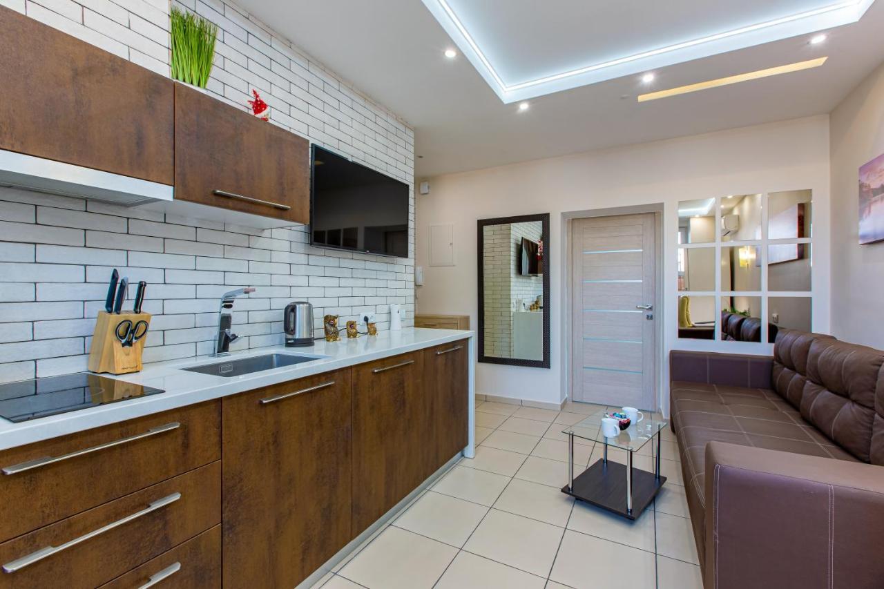Big Jacuzzi , Sauna , Khreshchatyk Apartments Kiev Exterior foto